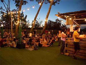 SPAIN – Jameson organizes a picnic to cheer up urban summer in the city jameson