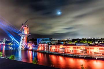 THE NETHERLANDS - Nolet celebrates 325 years of history with 3D projection nolet