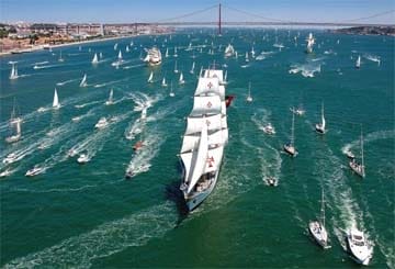 PORTUGAL – One million to watch tall ships